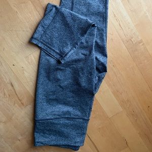 Victoria’s Secret sport crop leggings